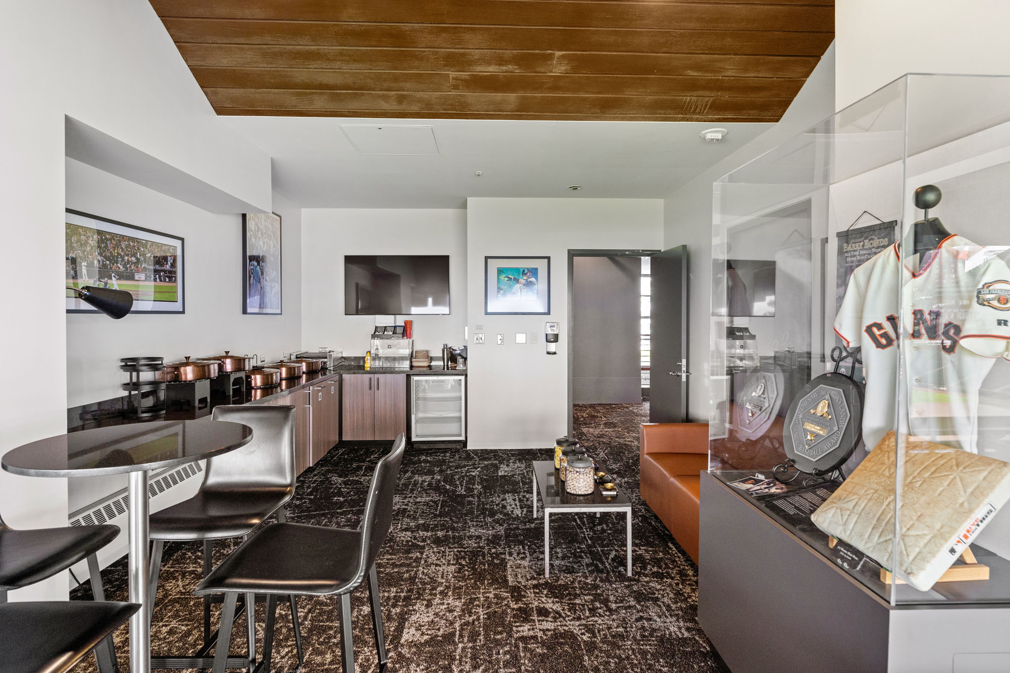 Bonds Suite Interior